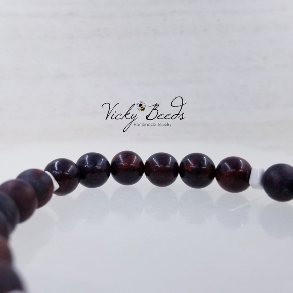 Brecciated Jasper & Howlite Beaded Bracelet - Picture 9 of 10